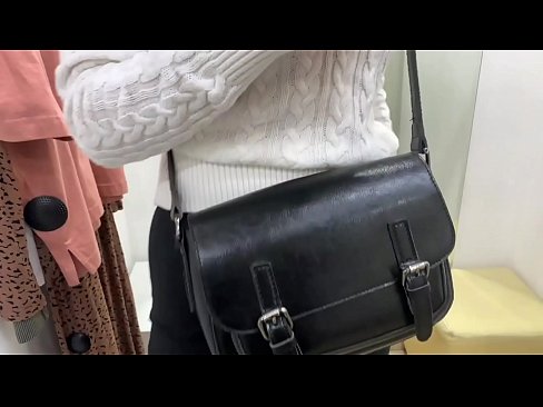 ❤️ Јавна мастурбација на младата кучка FeralBerry со дилдо во фитинг просторијата ☑ Тешко порно кај нас mk.eggporncomics.ru